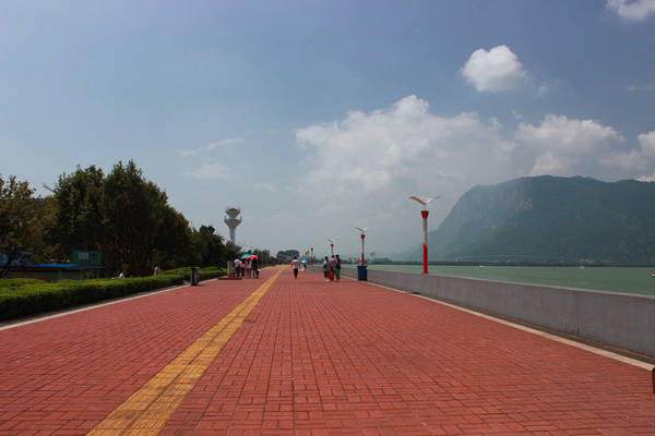 昆明西山草海，生态修复与旅游发展的融合最新消息揭秘